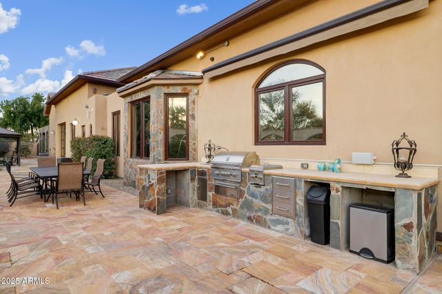 10620 N MILLER Road, Scottsdale, AZ 85260