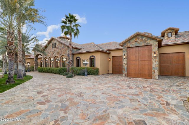 10620 N MILLER Road, Scottsdale, AZ 85260