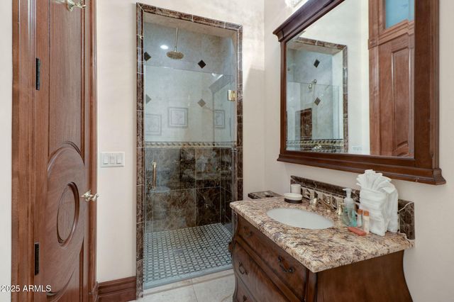 10620 N MILLER Road, Scottsdale, AZ 85260