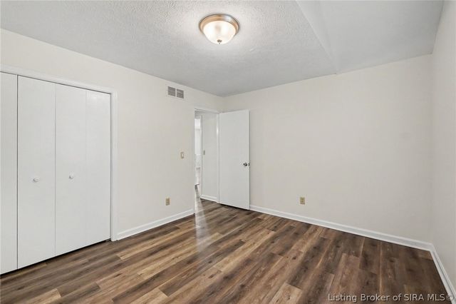 3014 Gardner Boulevard, Jeffersonville, IN 47130