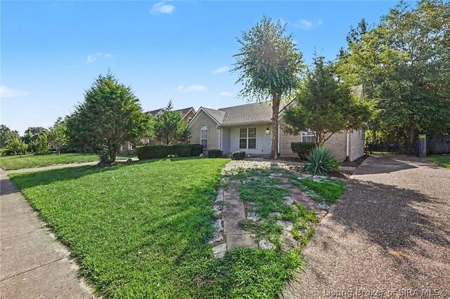 3014 Gardner Boulevard, Jeffersonville, IN 47130