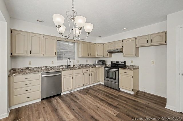 3014 Gardner Boulevard, Jeffersonville, IN 47130