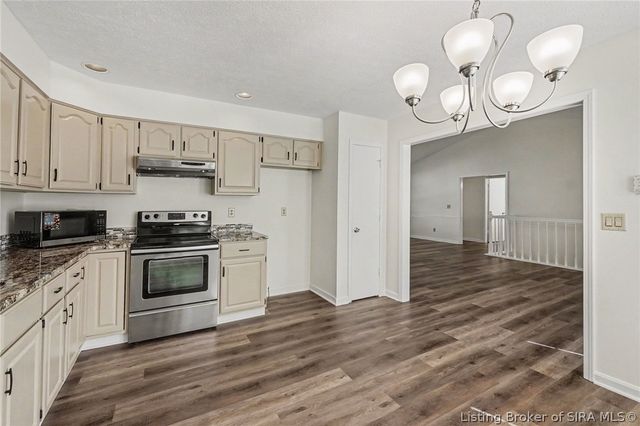 3014 Gardner Boulevard, Jeffersonville, IN 47130