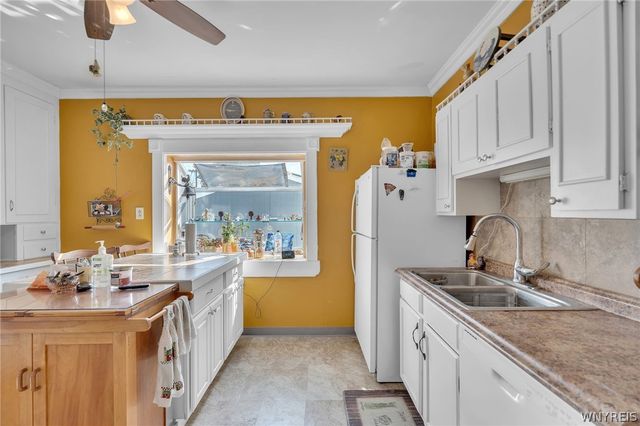 18 Robins Street, Buffalo, NY 14220