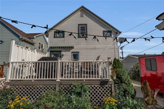 18 Robins Street, Buffalo, NY 14220