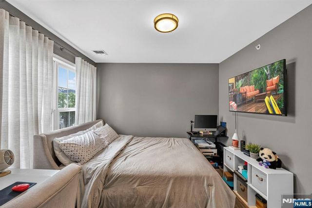 169 Winchester Court 258, Clifton, NJ 07013