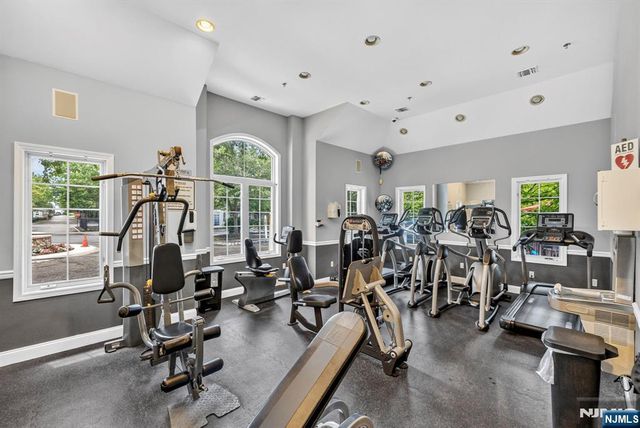 169 Winchester Court 258, Clifton, NJ 07013