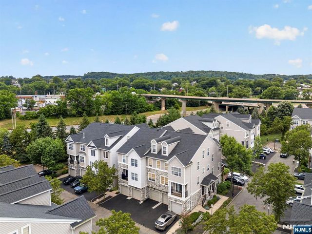 169 Winchester Court 258, Clifton, NJ 07013
