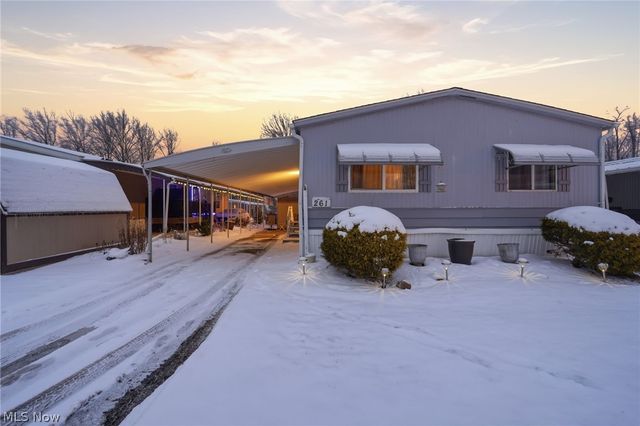 261 Chelsea Drive, Willoughby, OH 44094