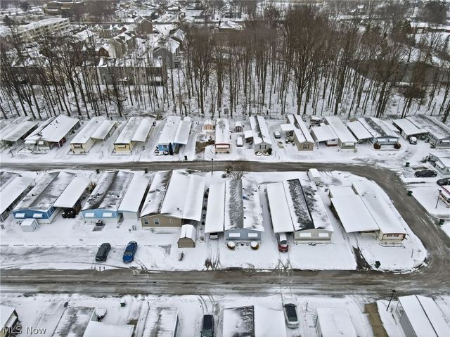 261 Chelsea Drive, Willoughby, OH 44094