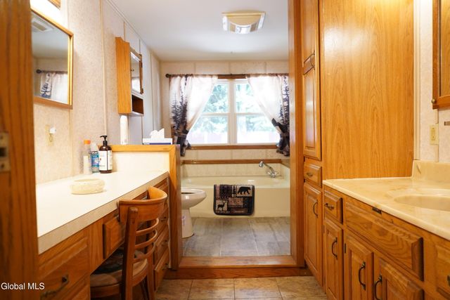 26 Rays Road, Warrensburg, NY 12885