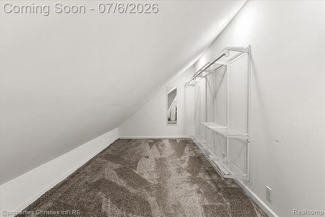 22482 Beach Street, Saint Clair Shores, MI 48081