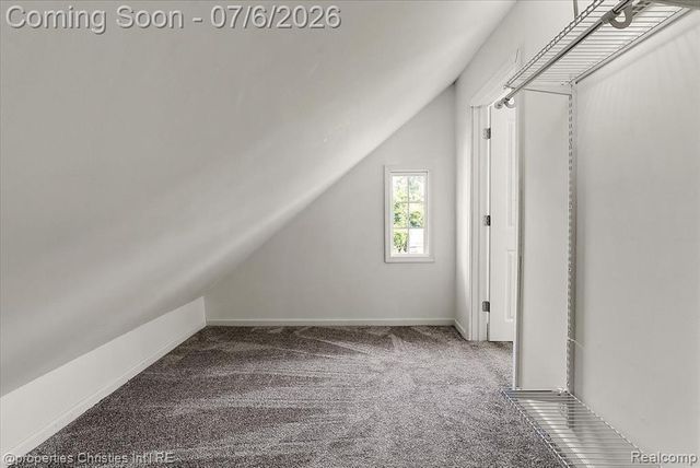22482 Beach Street, Saint Clair Shores, MI 48081