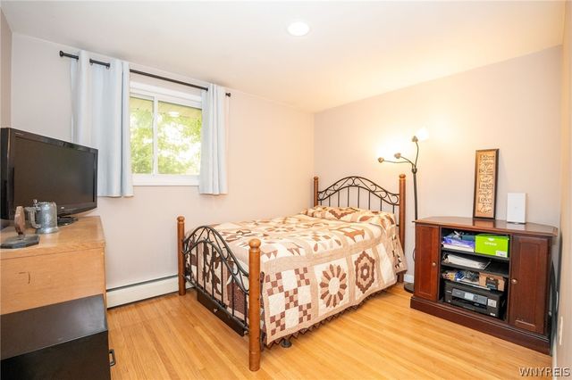 5633 Southside Drive, Boston, NY 14075