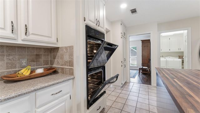 1415 River Oaks Drive, Huntsville, TX 77340