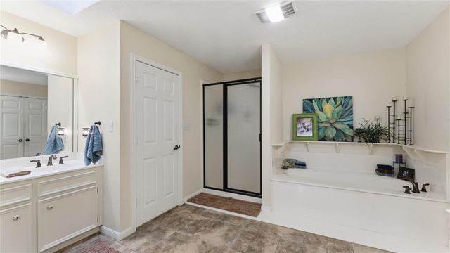 1415 River Oaks Drive, Huntsville, TX 77340