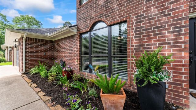 1415 River Oaks Drive, Huntsville, TX 77340