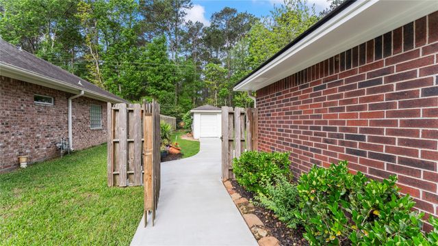 1415 River Oaks Drive, Huntsville, TX 77340