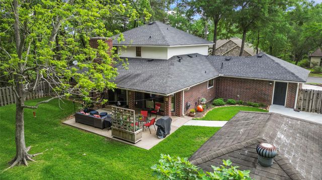 1415 River Oaks Drive, Huntsville, TX 77340