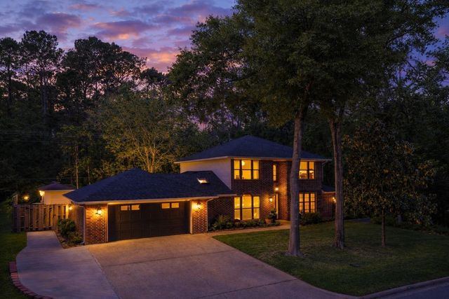 1415 River Oaks Drive, Huntsville, TX 77340
