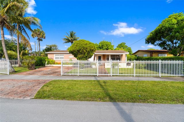 20400 NW 25th Ave, Miami Gardens, FL 33056