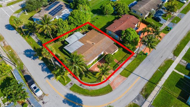20400 NW 25th Ave, Miami Gardens, FL 33056