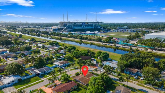 20400 NW 25th Ave, Miami Gardens, FL 33056