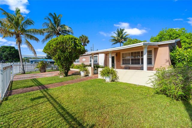 20400 NW 25th Ave, Miami Gardens, FL 33056