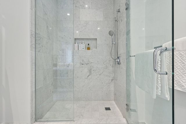 363 E Wacker Drive 2204, Chicago, IL 60601