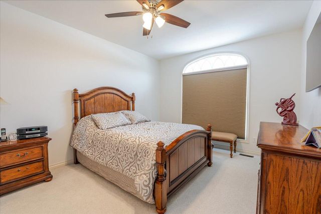 45900 S Stonewood Road, Canton, MI 48187