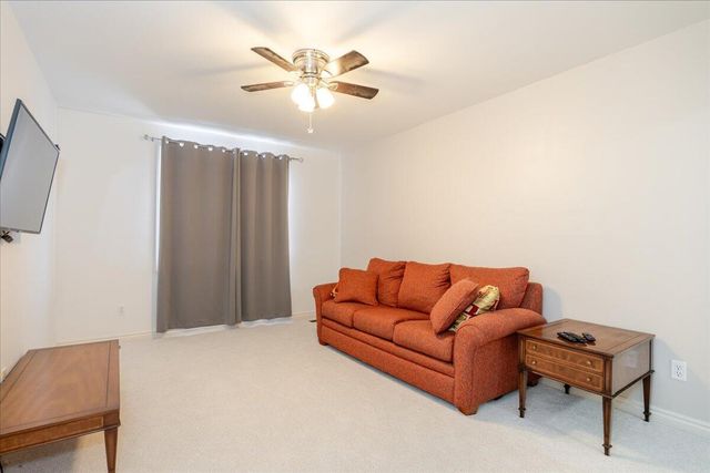 45900 S Stonewood Road, Canton, MI 48187