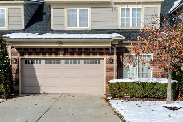 45900 S Stonewood Road, Canton, MI 48187