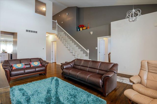 45900 S Stonewood Road, Canton, MI 48187