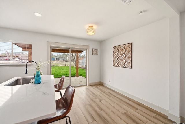 9439 Hindi, San Antonio, TX 78224