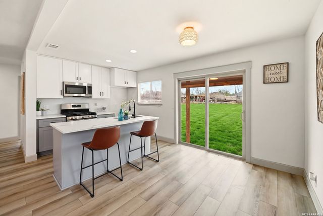 9439 Hindi, San Antonio, TX 78224