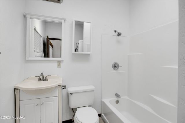 2940 N Park Avenue, Tucson, AZ 85719