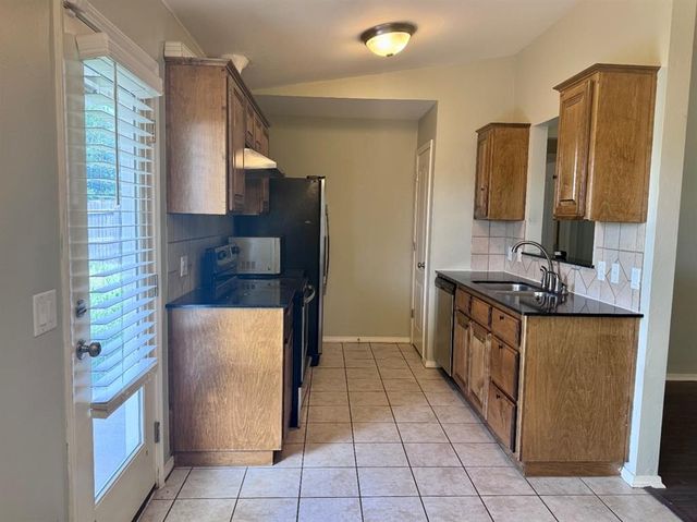 1804 NW 143rd Street, Edmond, OK 73013
