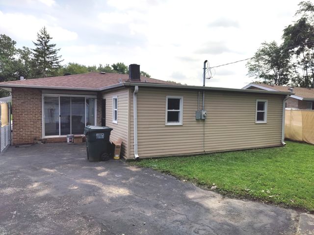 16068 Richmond Avenue, Markham, IL 60428