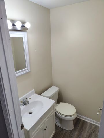 16068 Richmond Avenue, Markham, IL 60428