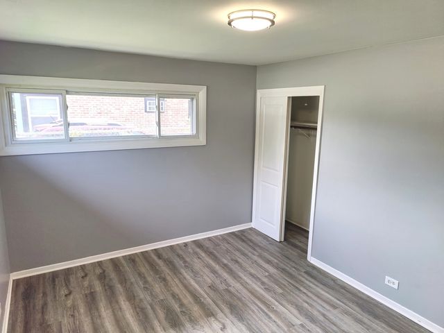 16068 Richmond Avenue, Markham, IL 60428
