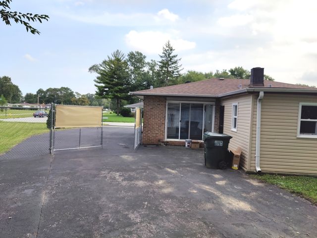 16068 Richmond Avenue, Markham, IL 60428