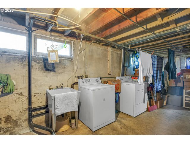 6026 Se 84TH Ave, Portland, OR 97266