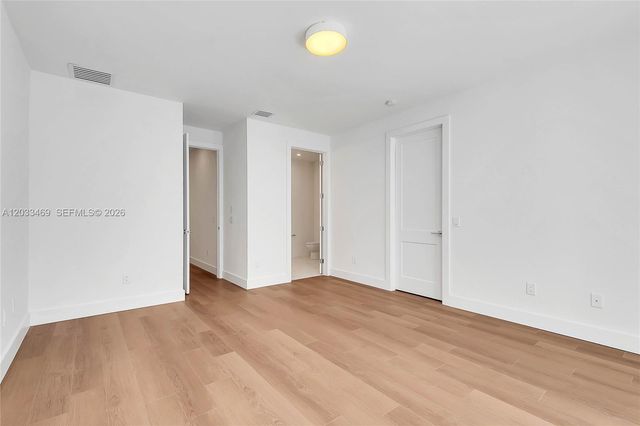 3384 Day Avenue 3384, Miami, FL 33133