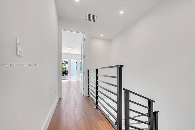 3384 Day Avenue 3384, Miami, FL 33133