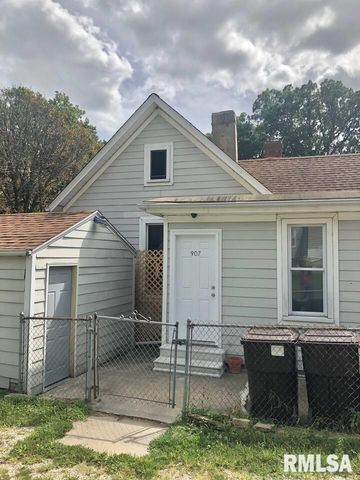 907 NE GLEN OAK Avenue, Peoria, IL 61603
