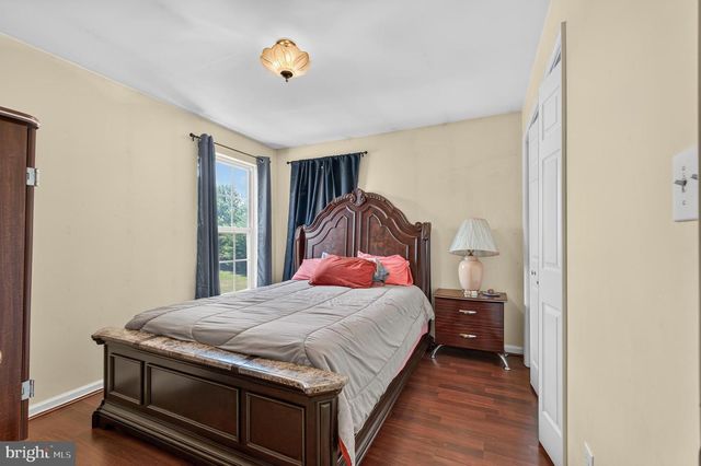 29 WALDEN LN, Dover, DE 19904