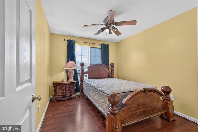 29 WALDEN LN, Dover, DE 19904