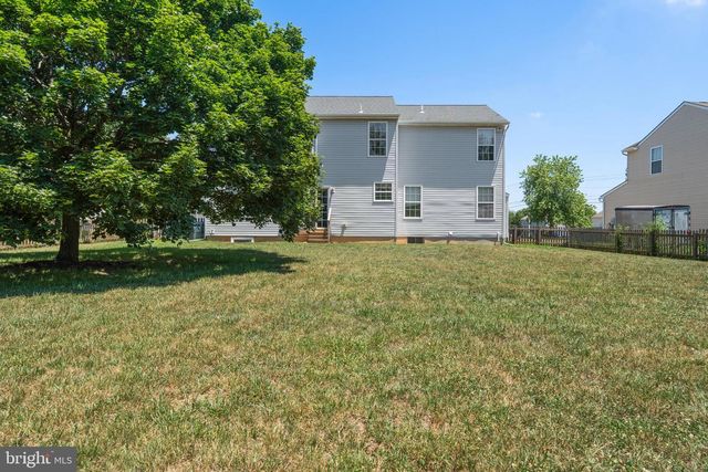 29 WALDEN LN, Dover, DE 19904