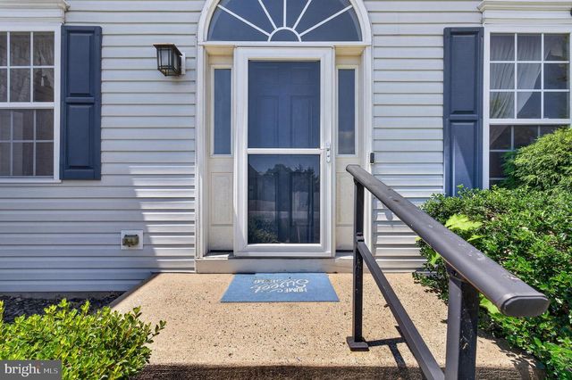 29 WALDEN LN, Dover, DE 19904