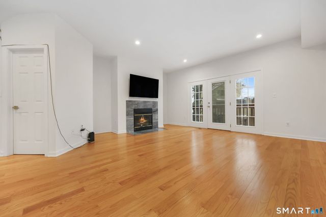 132 Hope Street C, Stamford, CT 06906